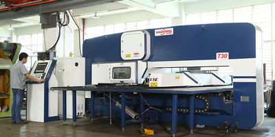 Револьверный дыропробивной пресс с ЧПУ